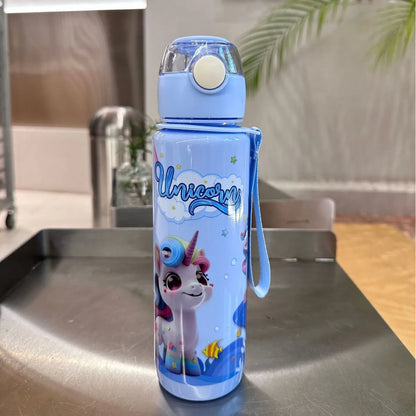 Cartoon Weltraumbecher 700ml - Niedliche Trinkflasche für Kinder & Erwachsene - 8 Farben